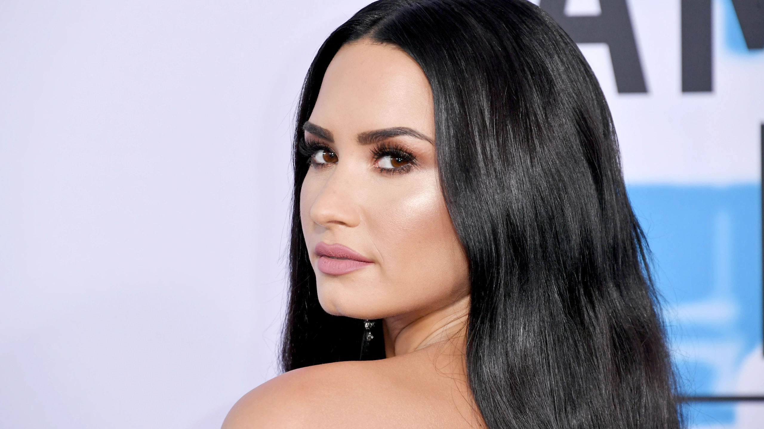  Demi Lovato ‘kapet mat’ me këngëtaren e njohur 