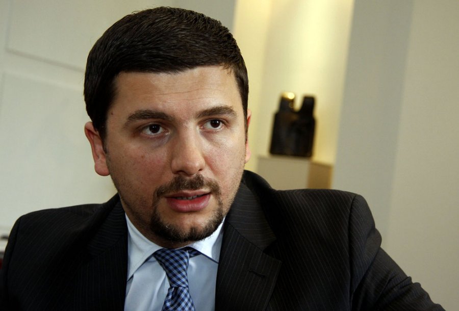 Krasniqi: Vushtrrisë do t’i kthehet perspektiva me kryetarin Ferit Idrizi