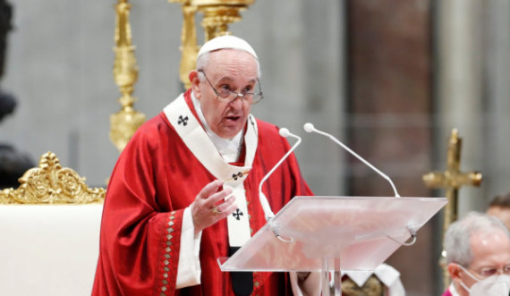 Flasin nga Vatikani për gjendjen e Papa Françeskut pas operacionit