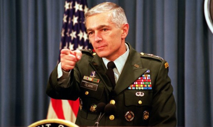 Prijësi i aksionit bombardues mbi Serbinë, gjenerali Clark viziton nesër Kosovën, kjo është agjenda e tij