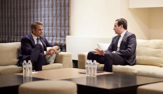 Kurti takohet me kryeministrin e Greqisë, e falënderon për mbështetjen e Kosovës drejt BE’së