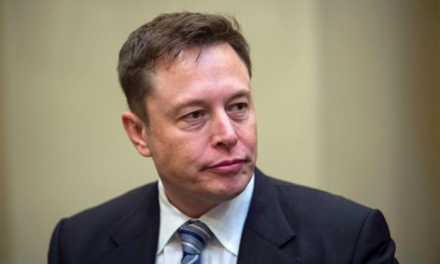 Elon Musk shkruan për origjininën e Nikola Teslas, i fut në sherr serbët dhe kroatët