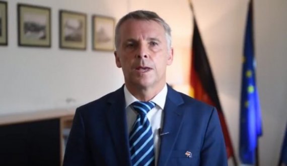 Ambasadori gjerman e përkrah kthimin e të zhvendosurve në Kosovë