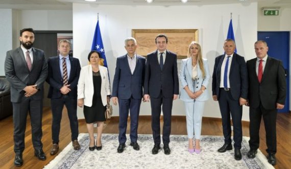 6 deputetët që njohin pavarësinë e Kosovës, reagojnë nga Serbia