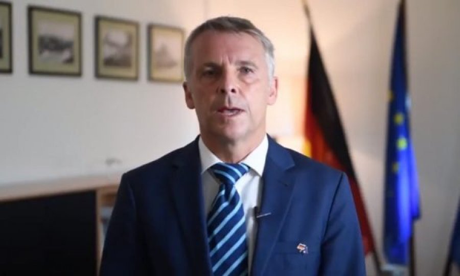 Ambasadori gjerman e përkrah kthimin e të zhvendosurve në Kosovë