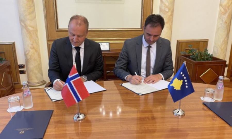 Konjufca dhe ambasadori norvegjez nënshkruajnë Memorandum Mirëkuptimi