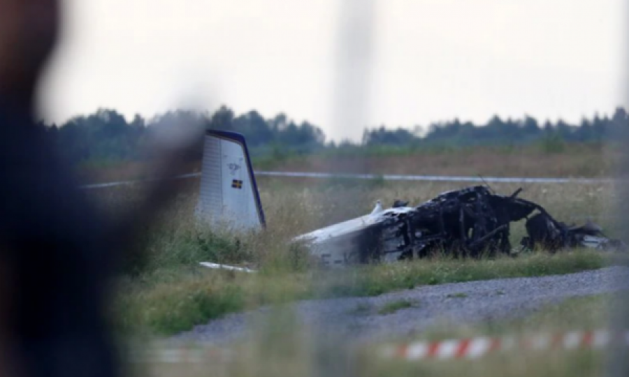 Asnjë i mbijetuar nga rrëzimi i aeroplanit në Suedi