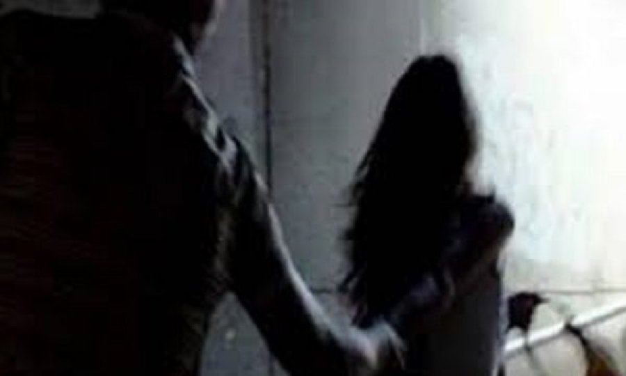 Disa të mitur sulmojnë seksualisht një vajzë në Mitrovicë