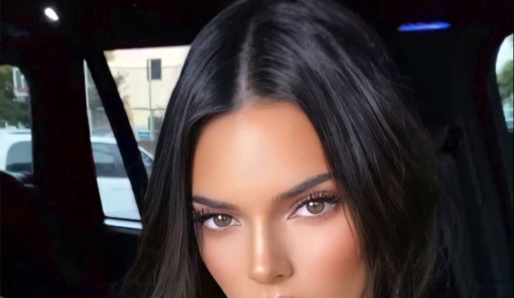 S’duroi më gjatë! Kendall Jenner i fiksoi vajzat me look-un e ri të kësaj vere!