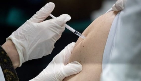 MSH: 260 mijë e 955 doza të vaksinës janë dhënë deri tani në Kosovë