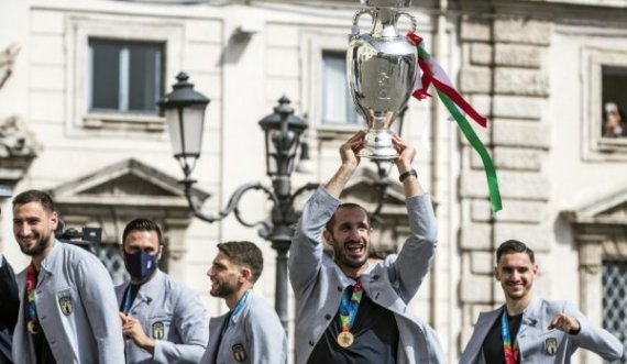 Chiellini ia dedikon titullin Astorit, presidentit dhe italianëve në tërë botën