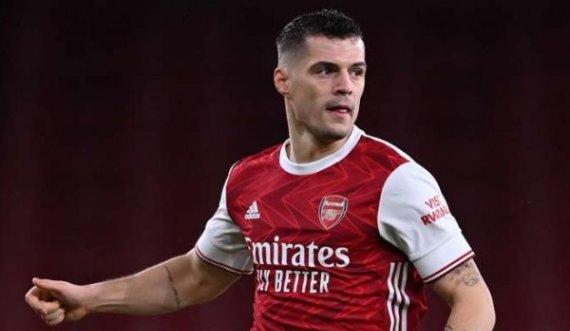 Xhaka shpërblehet me kontratë të re pasi dështoi transferimi në Romë