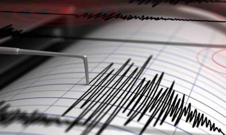 100 tërmete brenda ditës, grekët shtojnë sizmiografët dhe presin goditjen e fortë