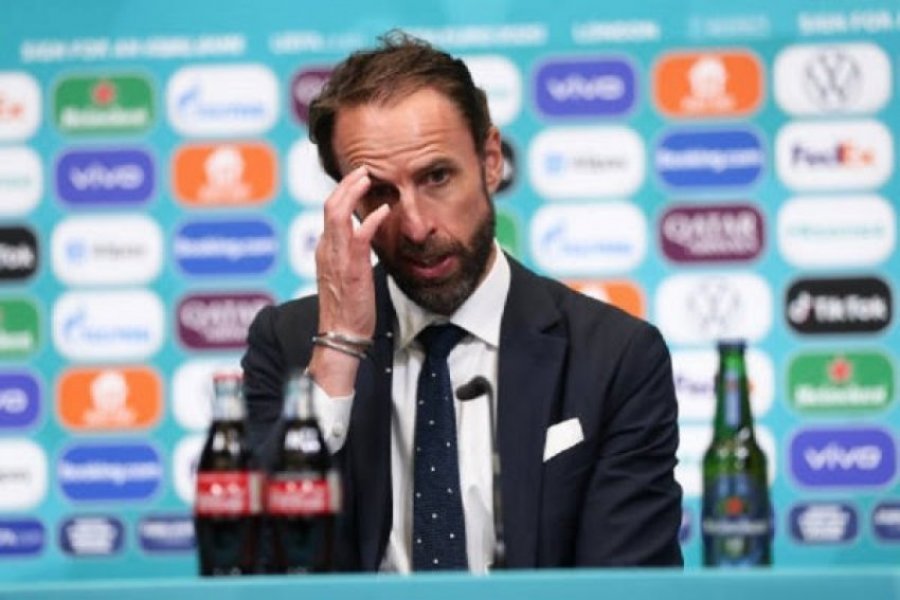 Southgate merr përgjegjësinë: Unë vendosa që Sako ta gjuajë penalltinë vendimtare