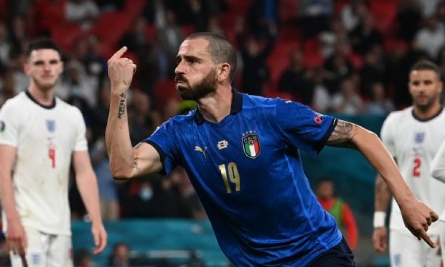 Bonucci dëshiron ta bindë Chiellinin të luajë në Botërorin e 2022