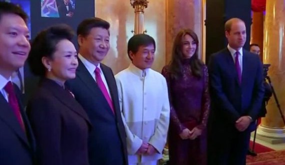 Jackie Chan thotë se dëshiron të bëhet pjesë e Partisë Komuniste të Kinës