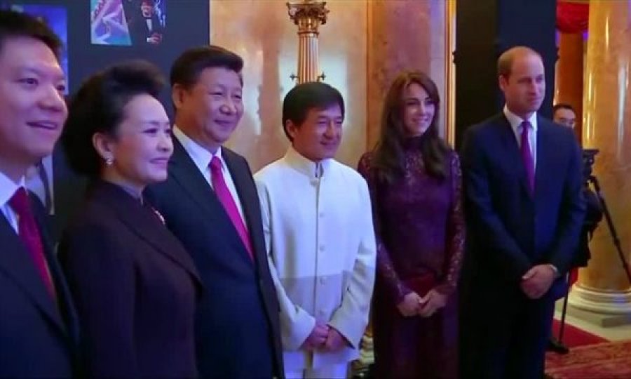 Jackie Chan thotë se dëshiron të bëhet pjesë e Partisë Komuniste të Kinës