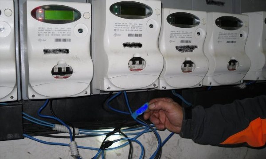 Malazezët ia kanë vjedhur shtetit 8,7 milionë euro energji elektrike