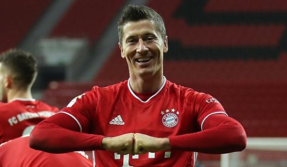 Man City e monitoron situatën e Lewandowskit