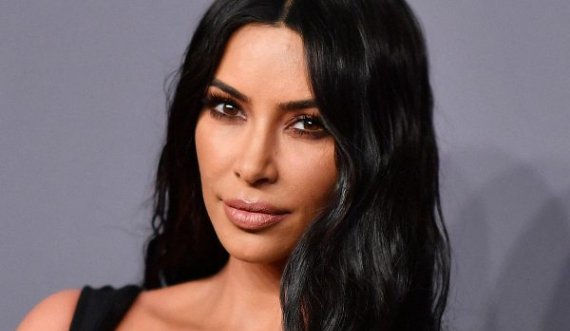 “E urreja të dilja”, Kim Kardashian flet hapur për ankthin e përjetuar pas karantinës