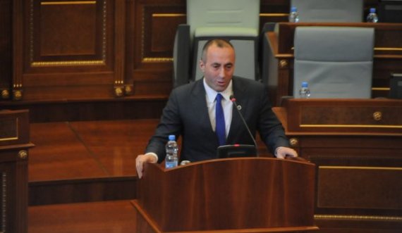 Haradinaj për Dimal Bashën: Ua zbulova edhe një të meçëm në VV, përpos Miss Gjyshes
