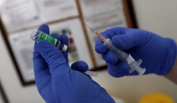 Shteti evropian do ta ofrojë edhe dozën e tretë të vaksinës për Covid-19