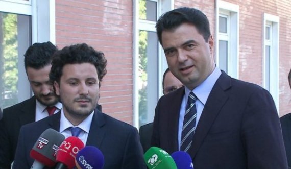 Abazoviç flet pas takimit me Bashën: Të mos merremi me punë koti, të ulim tensionet