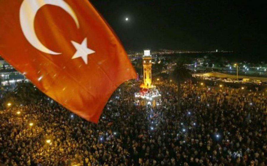 5 vite nga koha e grushtit të dështuar të shtetit në Turqi!