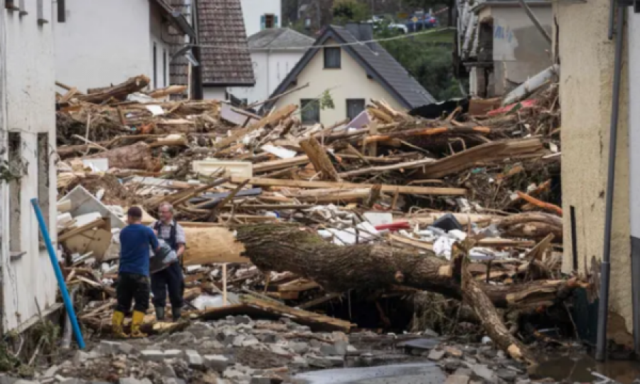 Shkon në 81 numri i viktimave të vërshimeve në Gjermani, mbi 1.000 të zhdukur