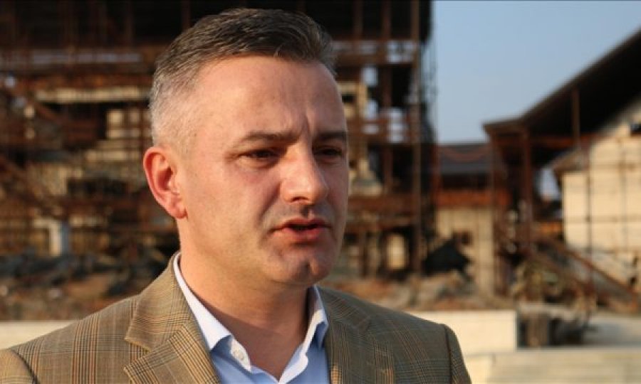 Pas tërheqjes së kandidatit të VV-së për kryetar të Skenderajt, reagon Bekim Jashari