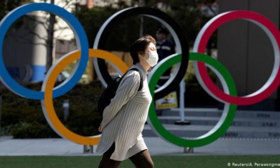 Tri raste me koronavirus në fshatin olimpik, pak ditë para nisjes së Olimpiadës