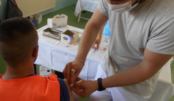 Lajm i mirë, vaksinohen edhe të burgosurit në Kosovë