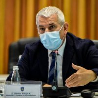 Sveçla: Nesër në mbrëmje nisen për në Kosovë trupat e 10 personave të vdekur në aksidentin në Kroaci