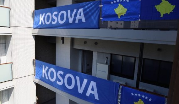 Fshati Olimpik në Japoni stoliset me flamuj të Kosovës në prag të fillimit të Lojërave Olimpike