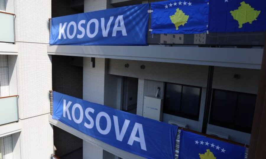 Fshati Olimpik në Japoni stoliset me flamuj të Kosovës në prag të fillimit të Lojërave Olimpike