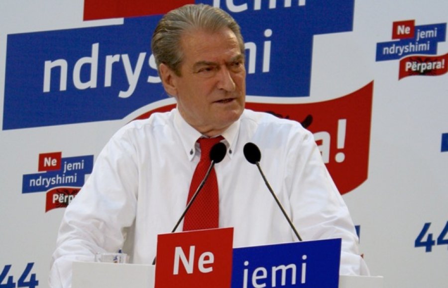 Nëse Sali Berisha nuk ikën vetë, atëhere ai duhet “dëbuar” nga Partia Demokratike