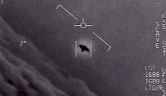  “Pentagoni ka pamje të qarta të UFO-ve që lëvizin në qiell” 