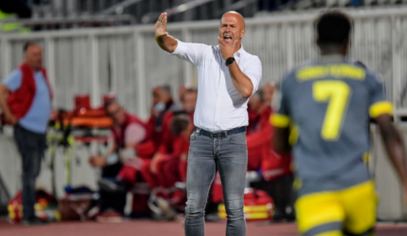 Trajneri i Feyenordit i zhgënjyer me barazimin me Dritën në “Fadil Vokrri”