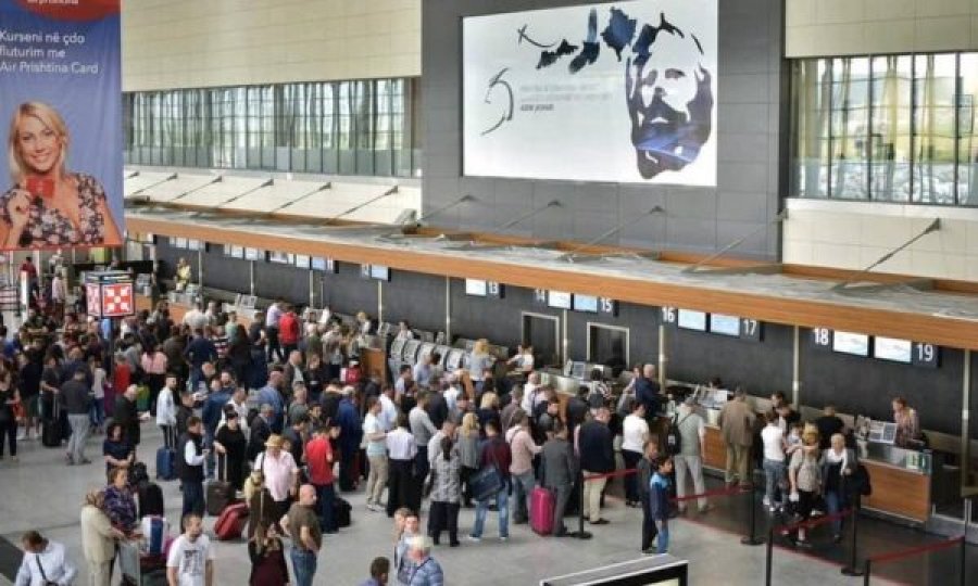 Aeroporti i Prishtinës shënon rekord, mbi 340 mijë udhëtarë gjatë muajit korrik