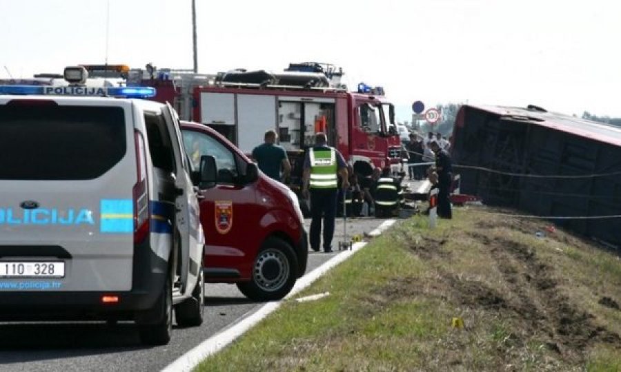 Mjeku kroat jep detaje nga aksidenti tragjik i autobusit kosovar: 45 persona janë të lënduar, 8 rëndë