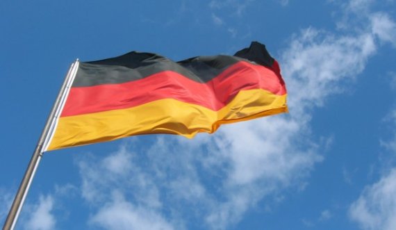  Gjermania mund të vendosë kufizime për të pa vaksinuarit, nëse shtohen rastet 