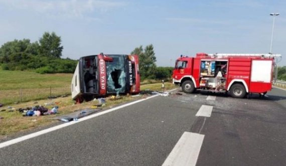  I mbijetuari i tragjedisë në Kroaci: Doja të vinim me avion, por gruaja insistoi me autobus 