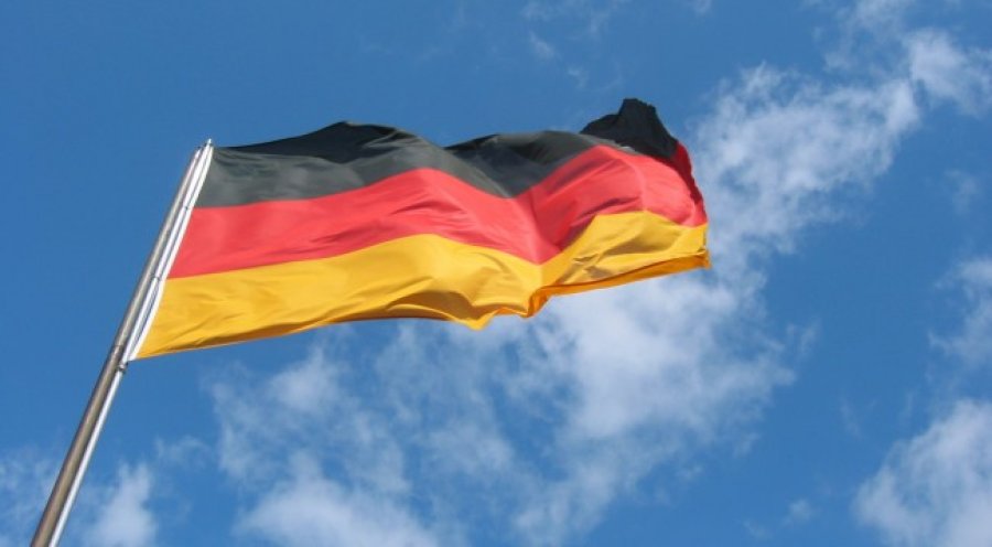  Gjermania mund të vendosë kufizime për të pa vaksinuarit, nëse shtohen rastet 