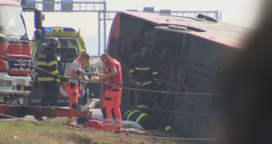 Tetë viktimat e identifikuara deri më tani