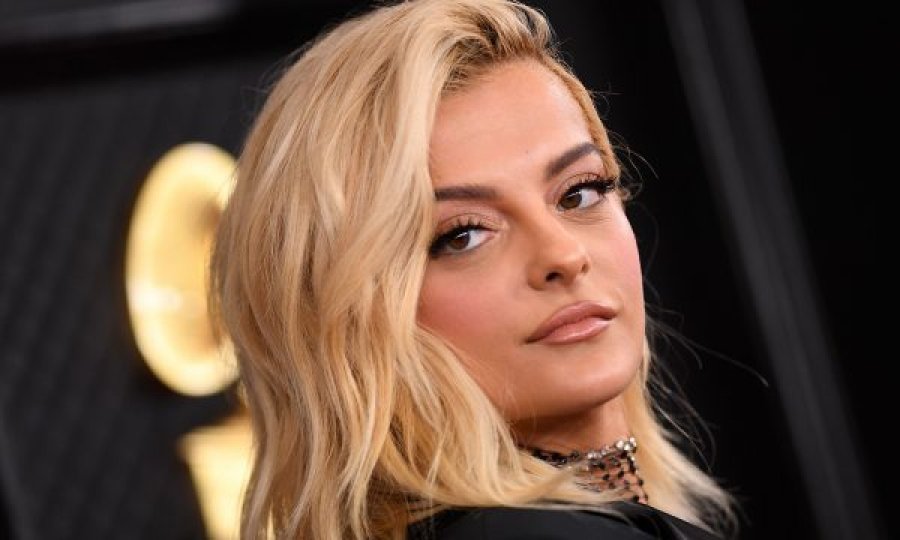 Kur ishte 8-vjeçe, Bebe Rexha publikon një foto nga fëmijëria