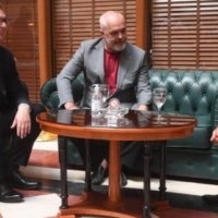 “Ky është një hap i madh”, Vuçiq publikon foton me Ramën dhe Zaev
