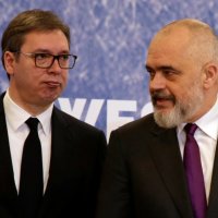 Vuçiq: 'Kosovo je Srbija', kurse Edi Rama: 'Vuçiqi është aleati im' !?