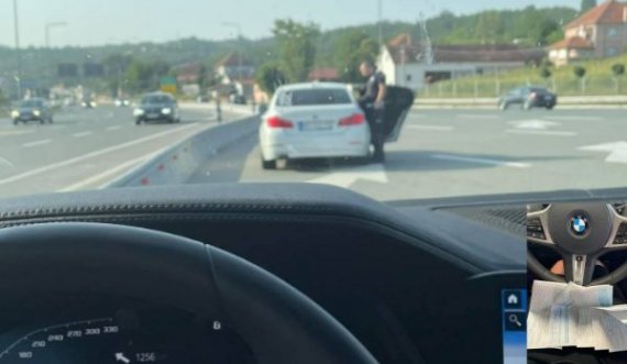  Mërgimtari dënohet pesë herë nga policia prej Nishit në Beograd 