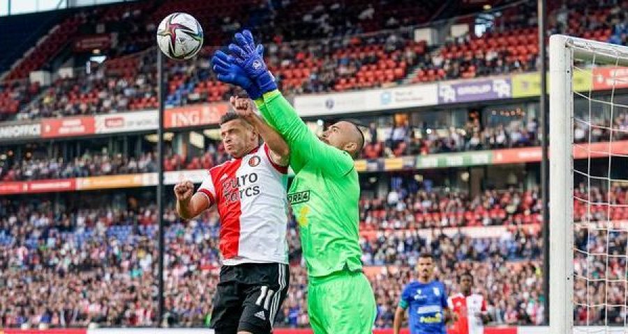 Trajneri i Feyenoordit tregon çka e ndihmoi ekipin e tij ta eliminojë Dritën