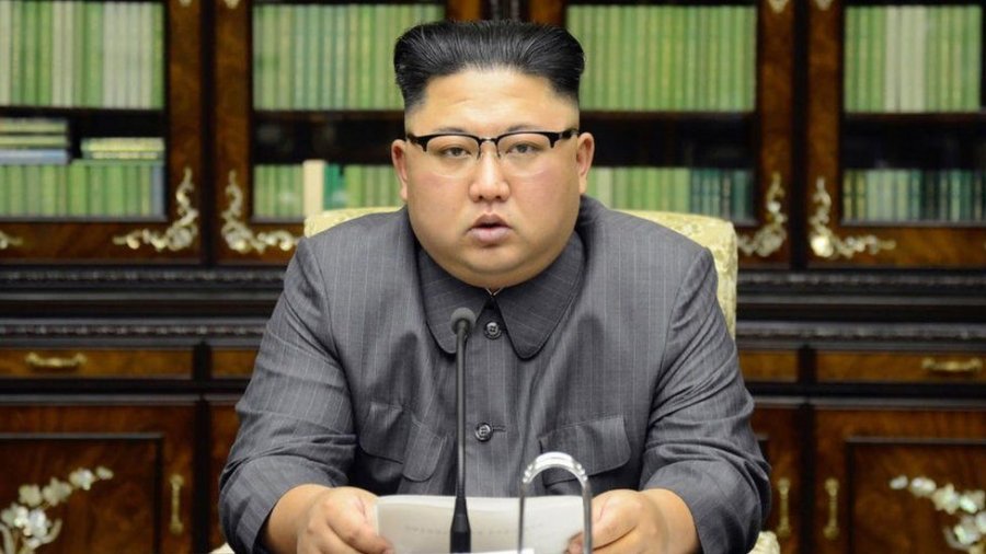  Dalin foto të reja të Kim Jong-unit, duket se ka humbur peshë edhe më shumë 